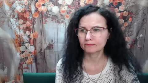Miroslava Happi online show from April 2026 09:35:01 AM