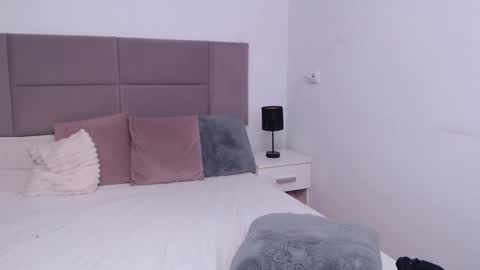 MiryamInes online show from February 2025 10:26:01 AM