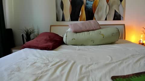 Eva online show from September 2025 07:43:01 AM