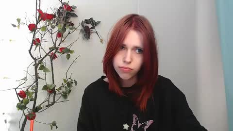 misaki_chan_ online show from April 2026 02:12:02 PM