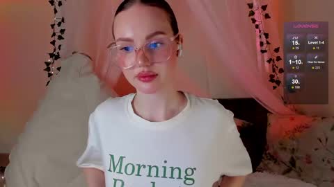 Snapshot of mish_ka3 chatting on February 2025 06:07:01 PM Misha online show from February 2025 06:07:01 PM