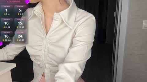 Molly online show from May 2026 08:49:01 PM