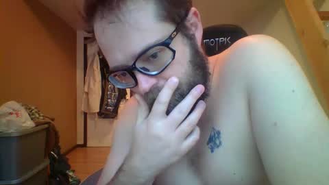 Snapshot of mishastrokes chatting on December 2024 09:15:02 PM mishastrokes online show from December 2024 09:15:02 PM