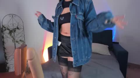 KRAVE  online show from March 2026 07:16:02 AM