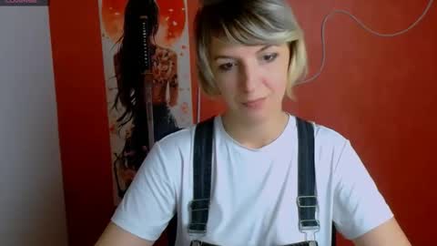 Mishelle online show from May 2026 04:01:02 PM