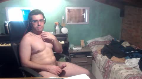 Snapshot of mishiman92 chatting on October 2025 06:39:02 PM Mishiman online show from October 2025 06:39:02 PM