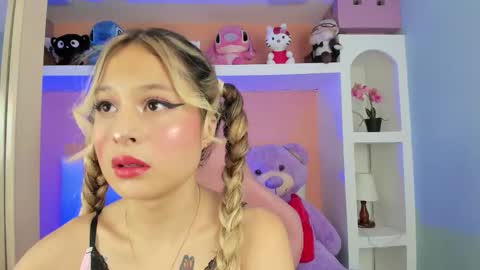 Marilyn online show from November 2025 11:00:01 AM