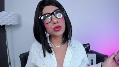 Snapshot of miss___allison chatting on October 2025 11:10:01 AM Allison online show from October 2025 11:10:01 AM