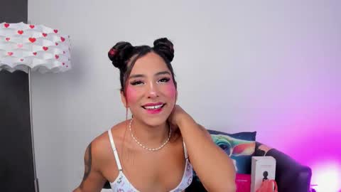 Snapshot of miss___allison chatting on November 2025 11:01:02 AM Allison online show from November 2025 11:01:02 AM