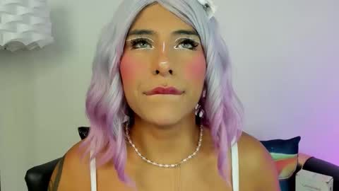 Snapshot of miss___allison chatting on November 2025 11:10:01 AM Allison online show from November 2025 11:10:01 AM