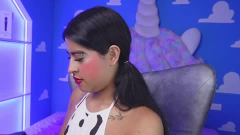 Snapshot of miss__anya chatting on September 2025 11:01:02 AM Anya online show from September 2025 11:01:02 AM