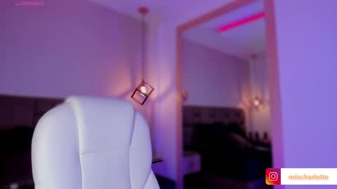 Charlotte online show from December 2024 11:10:01 PM