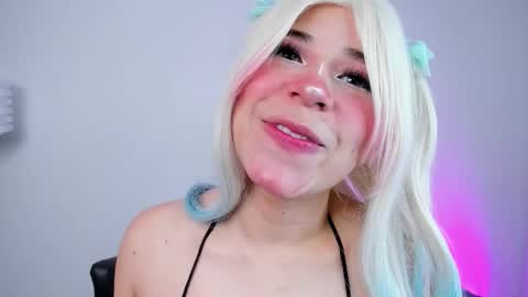 Snapshot of miss__daphne chatting on October 2025 06:17:01 PM Daphne online show from October 2025 06:17:01 PM