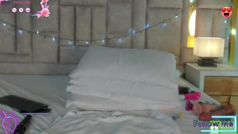 Snapshot of miss_abigail_ chatting on January 2025 03:08:02 PM Miss Abigail online show from January 2025 03:08:02 PM