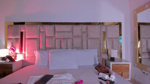 Snapshot of miss_abigail_ chatting on October 2025 12:38:02 PM Miss Abigail online show from October 2025 12:38:02 PM