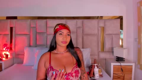 Miss Abigail  online show from November 2025 01:36:02 PM