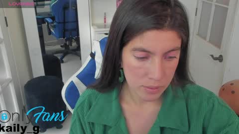 miss_adams01 online show from April 2026 08:57:02 PM