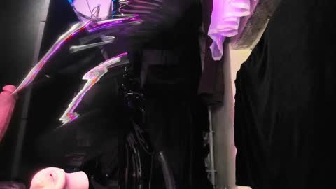 Snapshot of miss_asmodeus chatting on January 2025 10:25:02 PM missAsmodeus online show from January 2025 10:25:02 PM