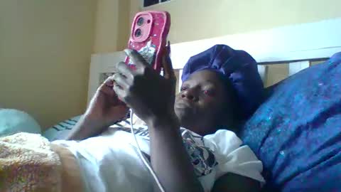 Snapshot of miss_atitude chatting on October 2025 08:23:01 AM miss_atitude online show from October 2025 08:23:01 AM