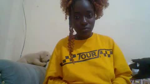 Snapshot of miss_atitude chatting on October 2025 04:10:02 AM miss_atitude online show from October 2025 04:10:02 AM