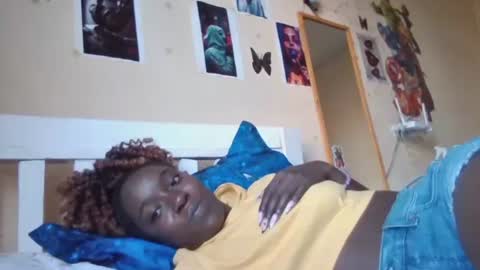 Snapshot of miss_atitude chatting on November 2025 04:34:01 AM miss_atitude online show from November 2025 04:34:01 AM