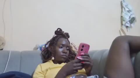 Snapshot of miss_atitude chatting on November 2025 06:59:02 PM miss_atitude online show from November 2025 06:59:02 PM