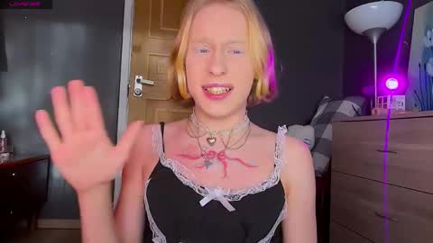 Snapshot of miss_barbie1 chatting on May 2026 04:23:01 PM Anya online show from May 2026 04:23:01 PM