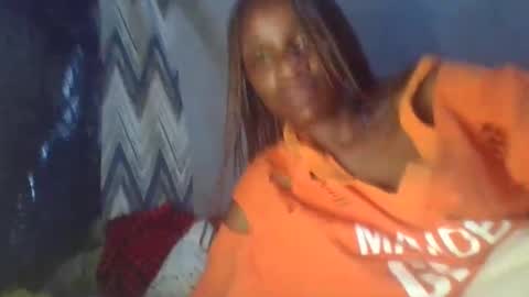 Snapshot of miss_belllo chatting on March 2025 09:18:02 PM miss_belllo online show from March 2025 09:18:02 PM