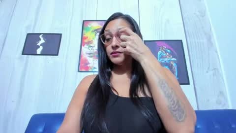 Naty online show from May 2026 06:05:02 PM