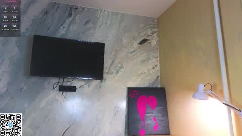 Sandy online show from October 2025 12:32:01 AM