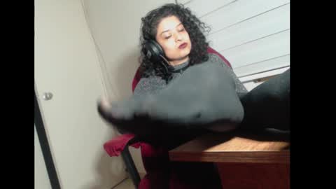 Miss Carmila online show from October 2025 01:05:02 AM