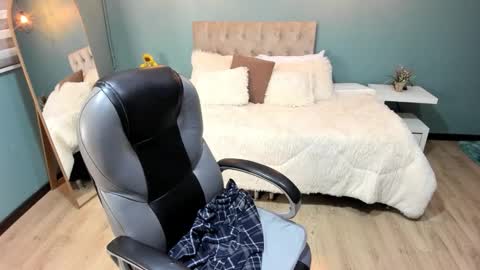 Cataleya online show from October 2025 12:12:02 PM