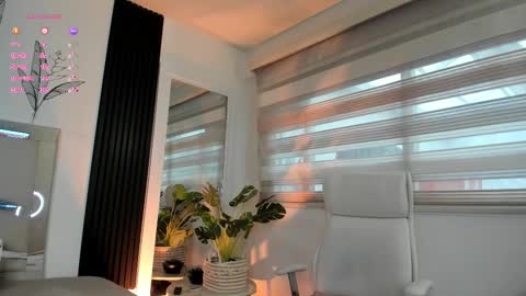 Catalina online show from October 2025 11:47:02 AM