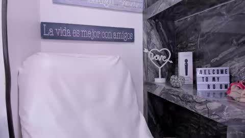 Danika online show from September 2025 11:02:02 AM