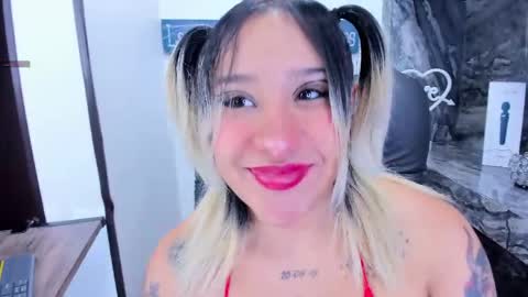 Danika online show from April 2026 11:04:02 AM