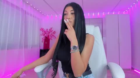 miss_diamond__ online show from May 2026 05:56:02 AM
