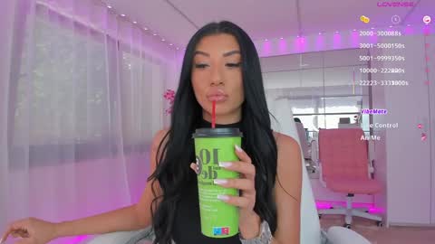 miss_diamond__ online show from May 2026 06:53:01 AM