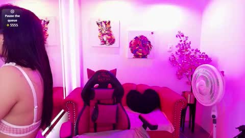 Melanie online show from March 2026 12:20:01 PM