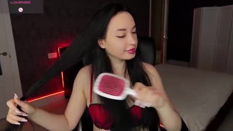 Snapshot of miss_elias chatting on March 2025 04:35:02 PM Elia online show from March 2025 04:35:02 PM
