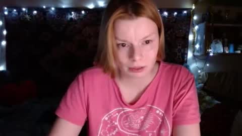 Snapshot of miss_elistia_ chatting on December 2024 10:12:01 PM Elis online show from December 2024 10:12:01 PM
