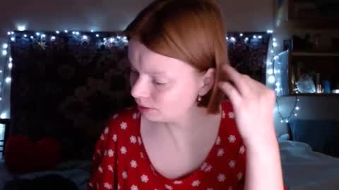 Snapshot of miss_elistia_ chatting on January 2025 07:14:02 PM Elis online show from January 2025 07:14:02 PM