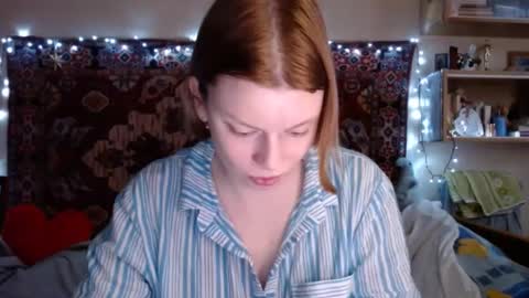 Snapshot of miss_elistia_ chatting on January 2025 11:54:02 AM Elis online show from January 2025 11:54:02 AM