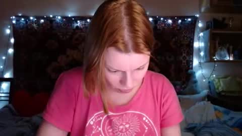 Snapshot of miss_elistia_ chatting on January 2025 03:14:02 PM Elis online show from January 2025 03:14:02 PM