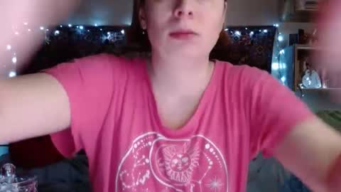 Snapshot of miss_elistia_ chatting on January 2025 12:18:01 PM Elis online show from January 2025 12:18:01 PM