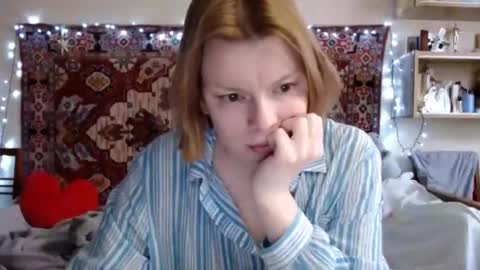 Snapshot of miss_elistia_ chatting on February 2025 12:16:01 PM Elis online show from February 2025 12:16:01 PM