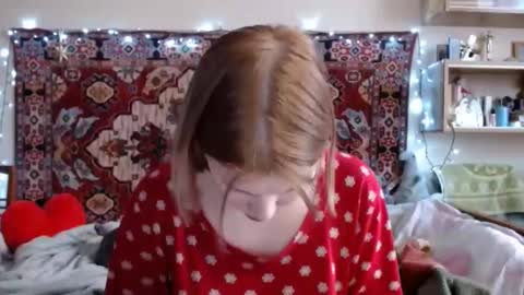 Snapshot of miss_elistia_ chatting on February 2025 12:16:01 PM Elis online show from February 2025 12:16:01 PM