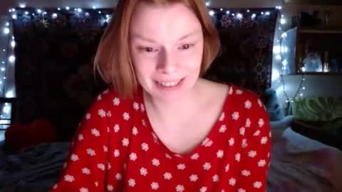 Snapshot of miss_elistia_ chatting on February 2025 03:59:02 PM Elis online show from February 2025 03:59:02 PM