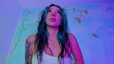 miss_evans_ online show from November 2025 08:13:01 AM