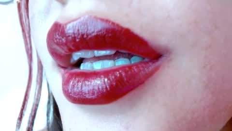 Snapshot of miss_evoleth2 chatting on January 2025 07:28:01 AM Miss Evoleth online show from January 2025 07:28:01 AM