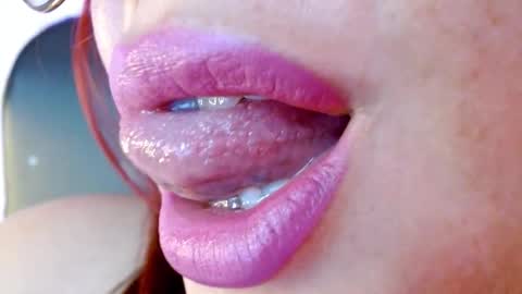 Snapshot of miss_evoleth2 chatting on January 2025 08:04:01 AM Miss Evoleth online show from January 2025 08:04:01 AM
